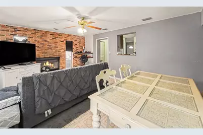 7991 Aberdeen Circle, Largo, FL 33773 - Photo 6