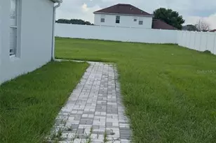 2410 Hatton Chase Ln, Kissimmee, FL 34746 - Photo 2