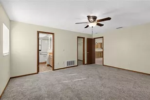 7488 Allen Dr, Spring Hill, FL 34613 - Photo 14