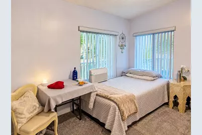 2122 NW 184th Way, Pembroke Pines, FL 33029 - Photo 8