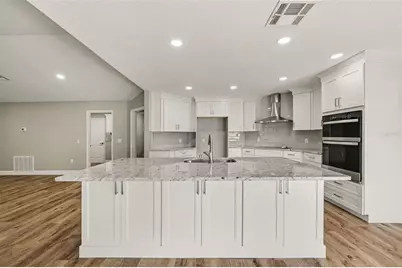 33608 Overton Drive, Leesburg, FL 34788 - Photo 2