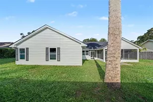 33608 Overton Dr, Leesburg, FL 34788 - Photo 22