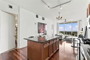 150 E Robinson St, Orlando, FL 32801 - Photo 10