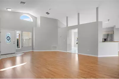233 S Aberdeen Circle, Sanford, FL 32773 - Photo 6