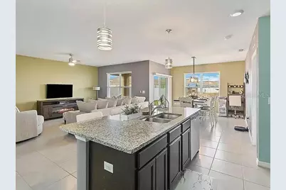 2585 Ryland Falls Drive, Lakeland, FL 33811 - Photo 10
