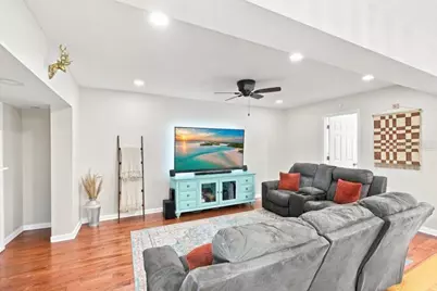 2313 Carroll Place, Tampa, FL 33612 - Photo 6