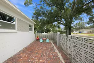 2313 Carroll Pl, Tampa, FL 33612 - Photo 28