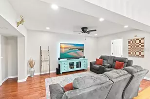 2313 Carroll Pl, Tampa, FL 33612 - Photo 8