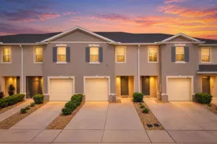 962 Lido Dr, Howey in the Hills, FL 34737 - Photo 1