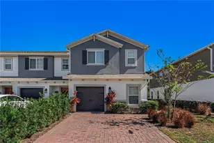 2875 Narcoossee Cmns Wy, Saint Cloud, FL 34771 - Photo 1