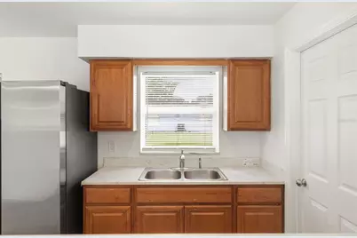 446 Gilman Circle, Orlando, FL 32811 - Photo 12