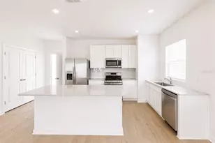 5115 Loyalty Dr, Saint Cloud, FL 34772 - Photo 4