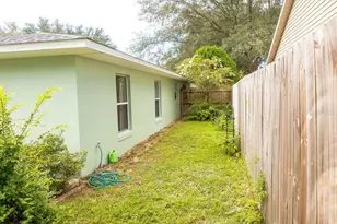 2672 Winchester Cir, Eustis, FL 32726 - Photo 20