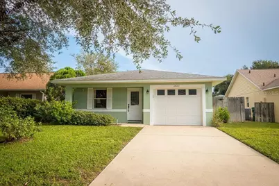 2672 Winchester Circle, Eustis, FL 32726 - Photo 1