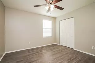 1206 NE 5th Pl, Cape Coral, FL 33909 - Photo 12
