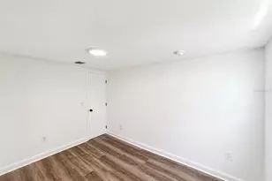 2310 S Shine Ave, Orlando, FL 32806 - Photo 8