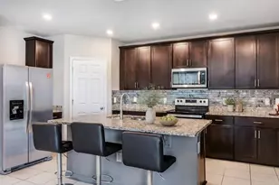905 Cambridge Dr, Winter Haven, FL 33881 - Photo 4