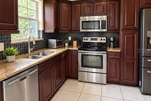 825 Groveland Ave, Venice, FL 34285 - Photo 4