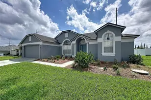213 Via Mariel E Dr, Davenport, FL 33896 - Photo 2