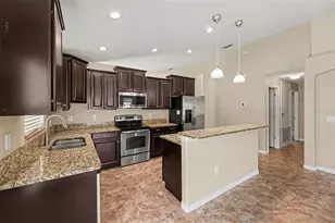 10216 Stedfast Ct, Ruskin, FL 33573 - Photo 4