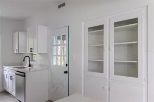 906 San Domingo Rd, Orlando, FL 32808 - Photo 8