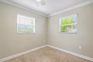 375 64th St S, Saint Petersburg, FL 33707 - Photo 22