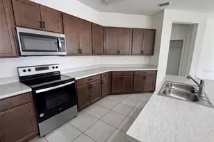 7054 Cruz Ct, Lakeland, FL 33813 - Photo 6