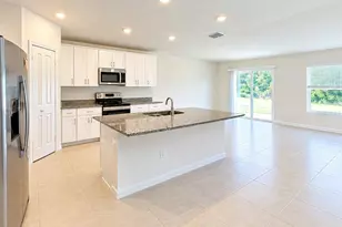 1838 Red Loop, Lakeland, FL 33801 - Photo 10