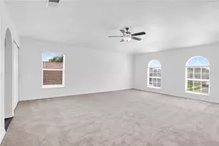 401 Blake Ave, Davenport, FL 33897 - Photo 12