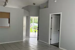 2833 Hardenbergh Ln, Eustis, FL 32726 - Photo 4