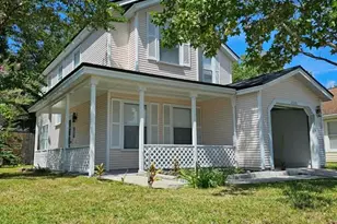 2320 Pebble Brook Rd, Kissimmee, FL 34741 - Photo 2