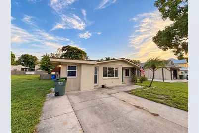 2921 7th Avenue W, Bradenton, FL 34205 - Photo 2