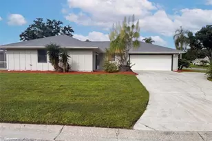 8022 Timber Lake Ln, Sarasota, FL 34243 - Photo 1