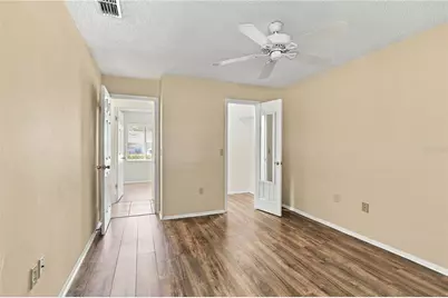 9911 Lancewood Street, Orlando, FL 32817 - Photo 16