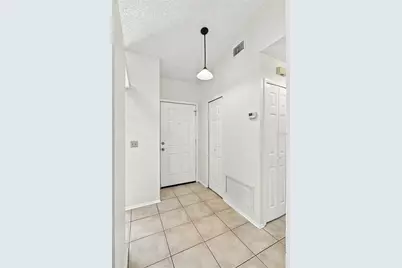9911 Lancewood Street, Orlando, FL 32817 - Photo 6