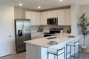 8412 Gower Trl, Wildwood, FL 34785 - Photo 2