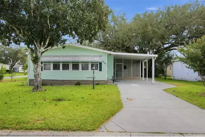 1537 E Schwartz Boulevard, Lady Lake, FL 32159 - Photo 1