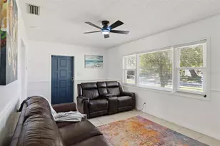 303 Granada Rd, Auburndale, FL 33823 - Photo 6