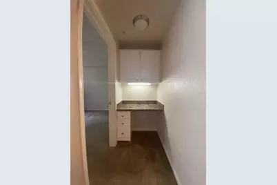 911 N Orange Avenue #235, Orlando, FL 32801 - Photo 4
