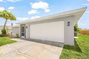 1306 SE 21st Ln, Cape Coral, FL 33990 - Photo 6