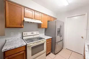 32444 Okaloosa Trail, Sorrento, FL 32776 - Photo 10