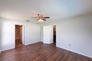 6041 Parnell Ave, Spring Hill, FL 34608 - Photo 16