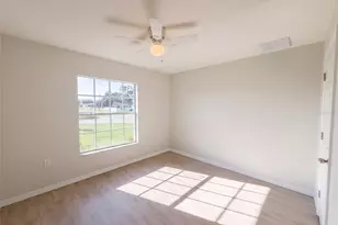 6041 Parnell Ave, Spring Hill, FL 34608 - Photo 22