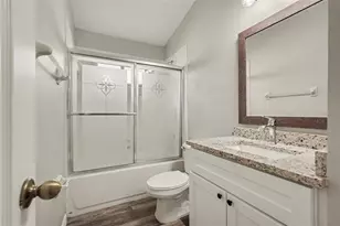 4204 Morning Breeze Ct, Tampa, FL 33619 - Photo 14