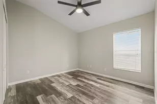 4204 Morning Breeze Ct, Tampa, FL 33619 - Photo 12