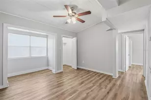 2141 Mango Ave, Sarasota, FL 34234 - Photo 16