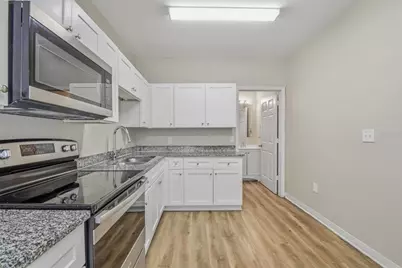 2141 Mango Avenue, Sarasota, FL 34234 - Photo 8