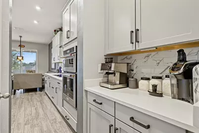 2470 Standing Rock Circle, Oakland, FL 34787 - Photo 6