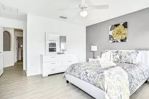 540 Sandy Ridge Dr, Davenport, FL 33896 - Photo 6