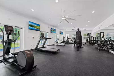 2011 Villa Sites Drive, Tampa, FL 33612 - Photo 48